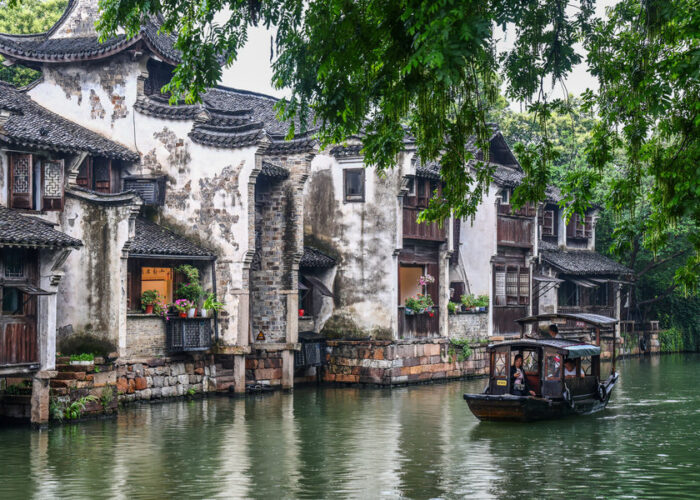 Waterside buildings and a canal in Wuzhen’s Xizha Scenic Area